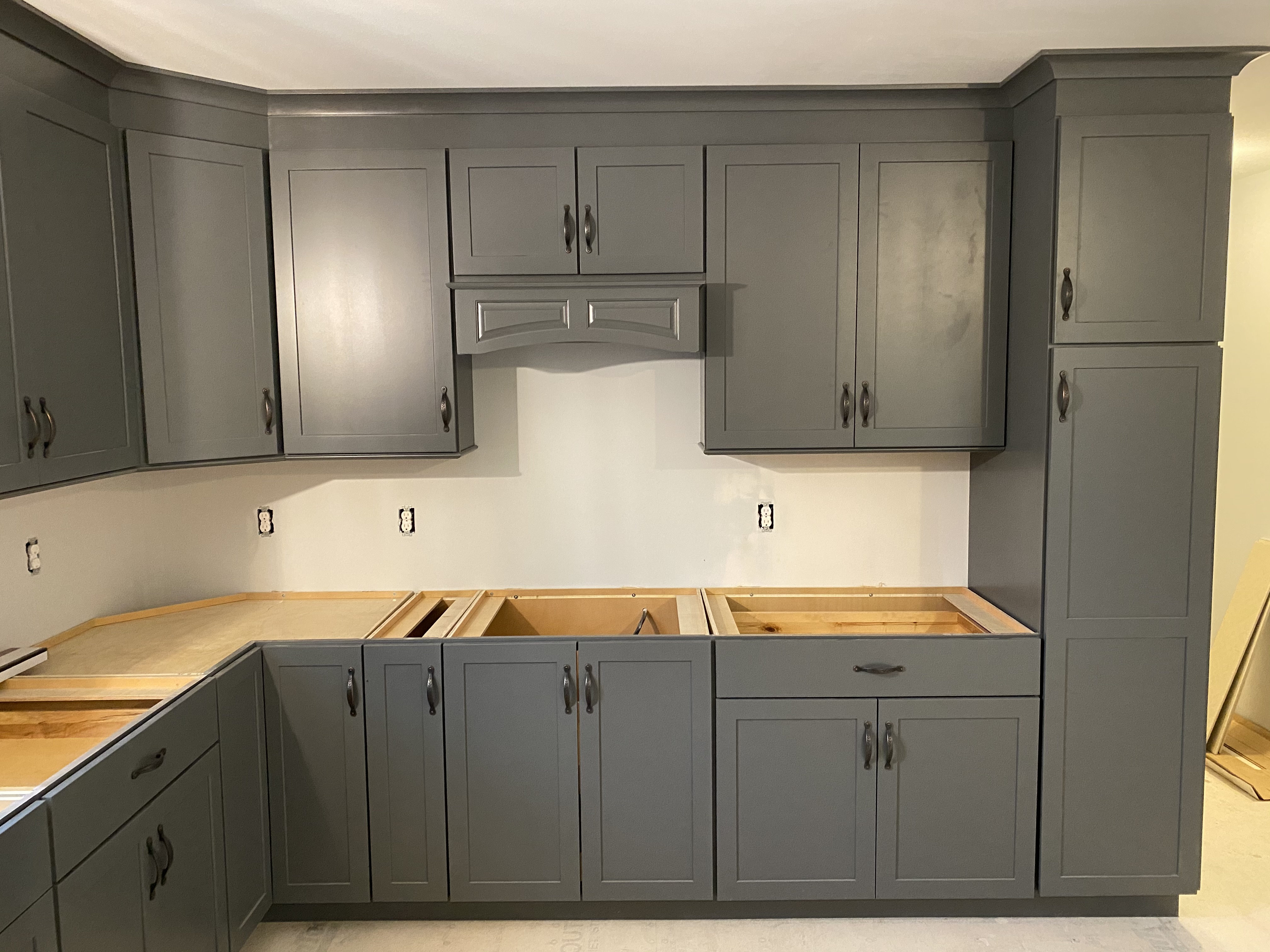 new kitchen cabinets without countertops
