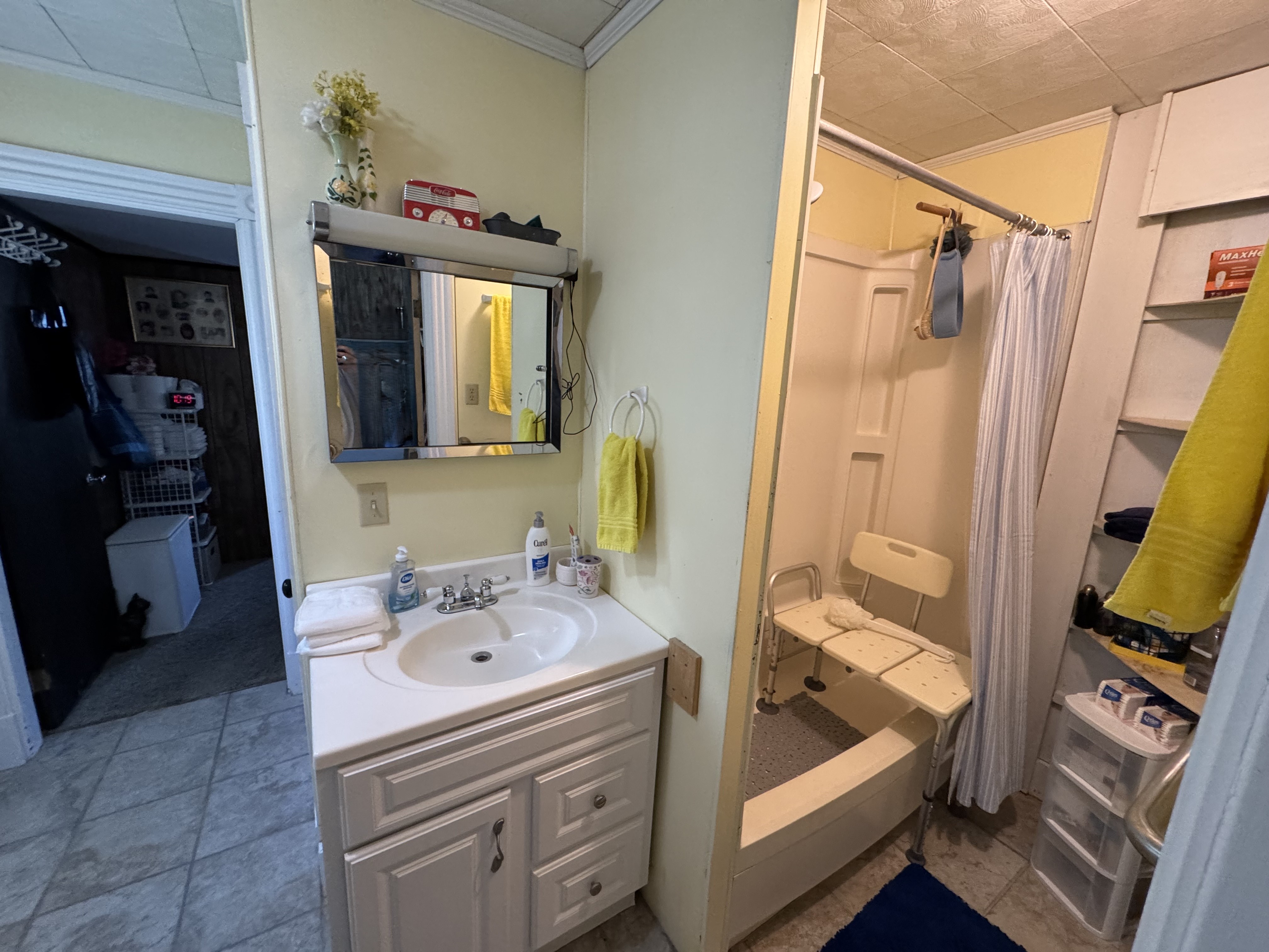 bathroom before 3